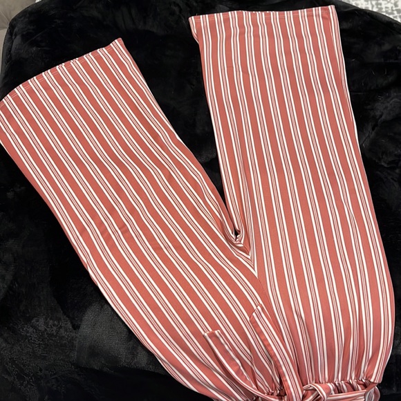 Bodysuit/ romper - Picture 7 of 16